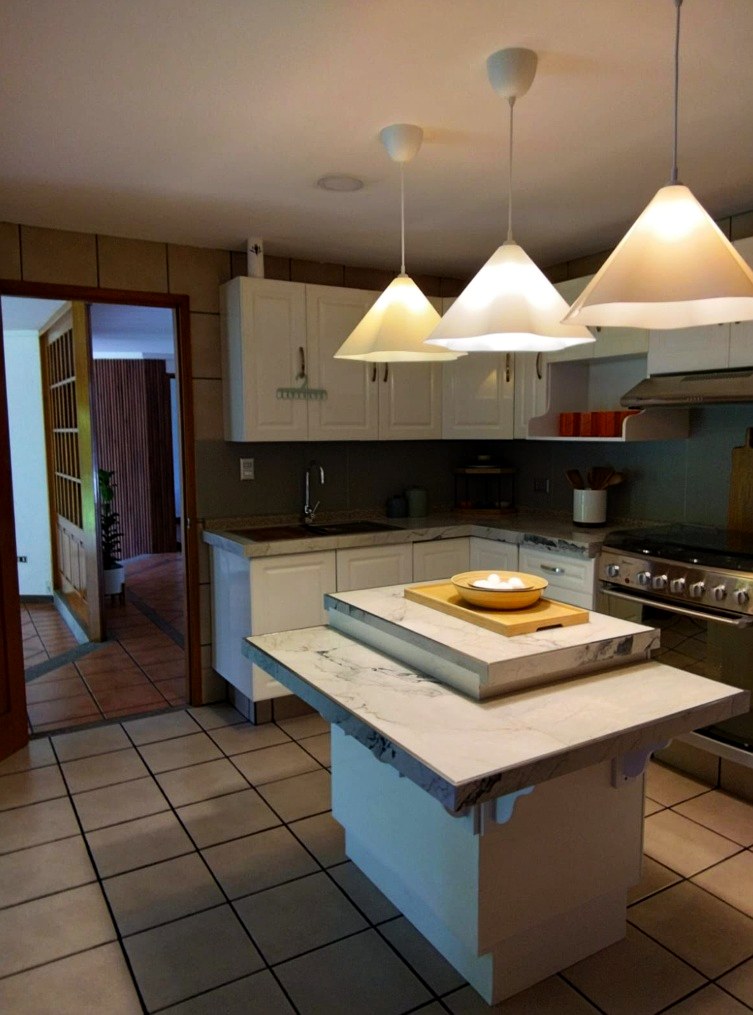 Foto 3 de Residencia con jardín en La Escondida
